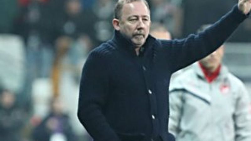 Sergen Yalçın evde transfer listesi oluşturuyor