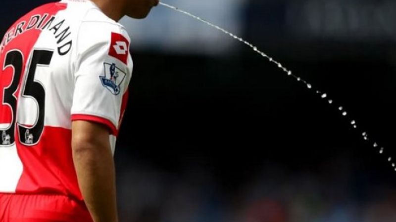 FIFA'dan tüküren oyuncuya sarı kart önerisi