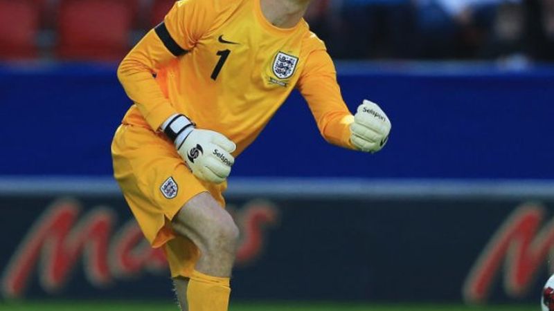 Sosyal medya yüzünden futbolu bıraktı