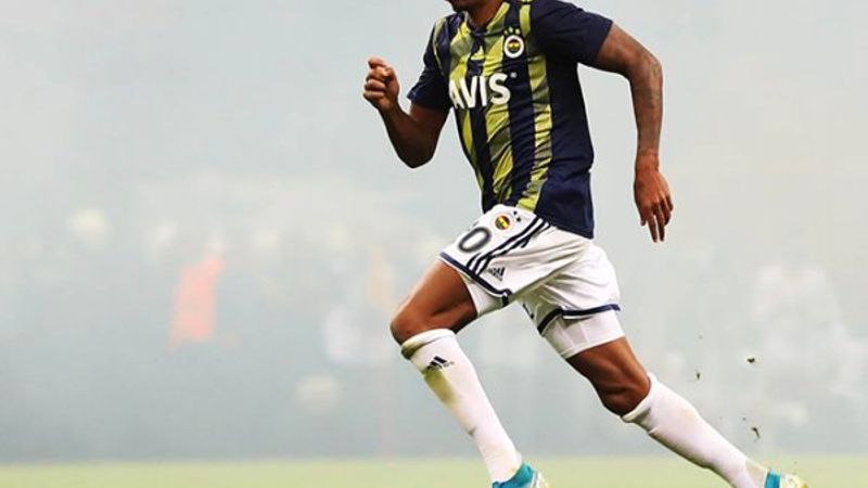 Fenerbahçe'de yeni kaptan Gustavo oldu