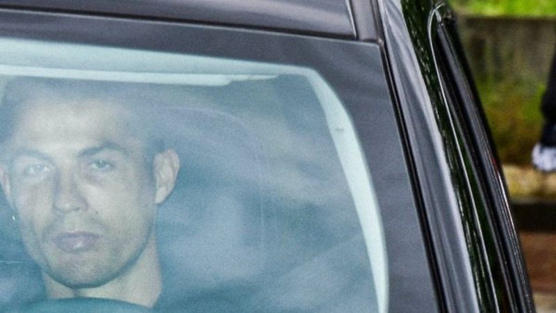 Ronaldo, Juventus ile antrenmanlara başlıyor