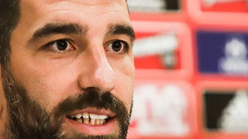 19 Mayıs ile 23 Nisan'ı karıştıran Arda Turan: Oruçluyum