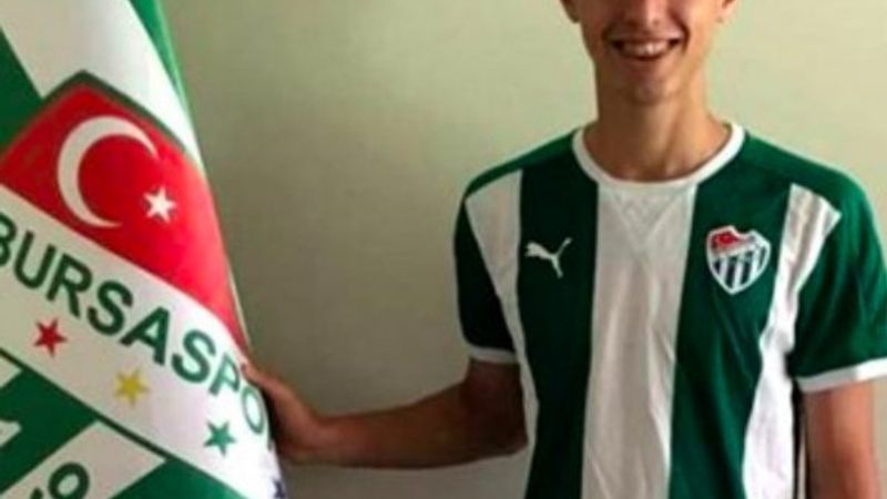 Bursa'nın kovduğu futbolcuyu Beşiktaş transfer etti