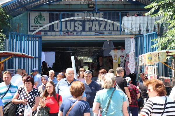 Edirne pazarı Yunan ve Bulgar turistle doldu