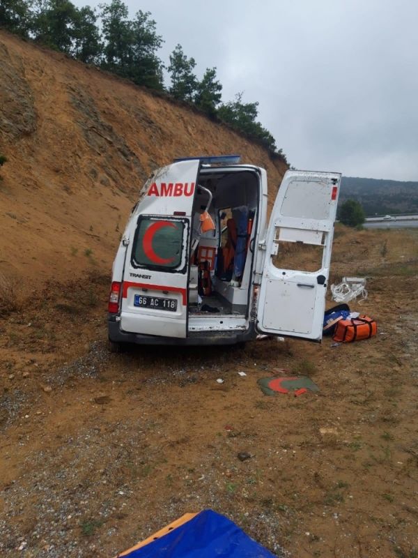 Yozgat’ta ambulans kaza yaptı 1�i bebek 5 yaralı