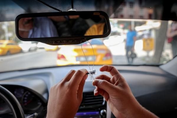 Taksiciler yeni tarife için kuyruğa girdi