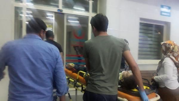 Adana'da otomobilin çarptıŸı çocuk yaralandı