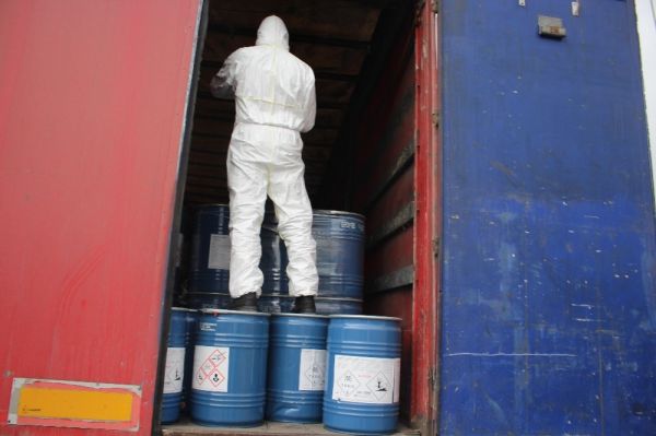 Gürbulak sınır kapısında 18,4 ton siyanür yakalandı -3