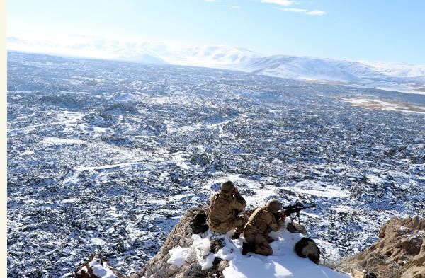 Tendürek Dağı'nda eksi 35 derecede vatan savunması -3