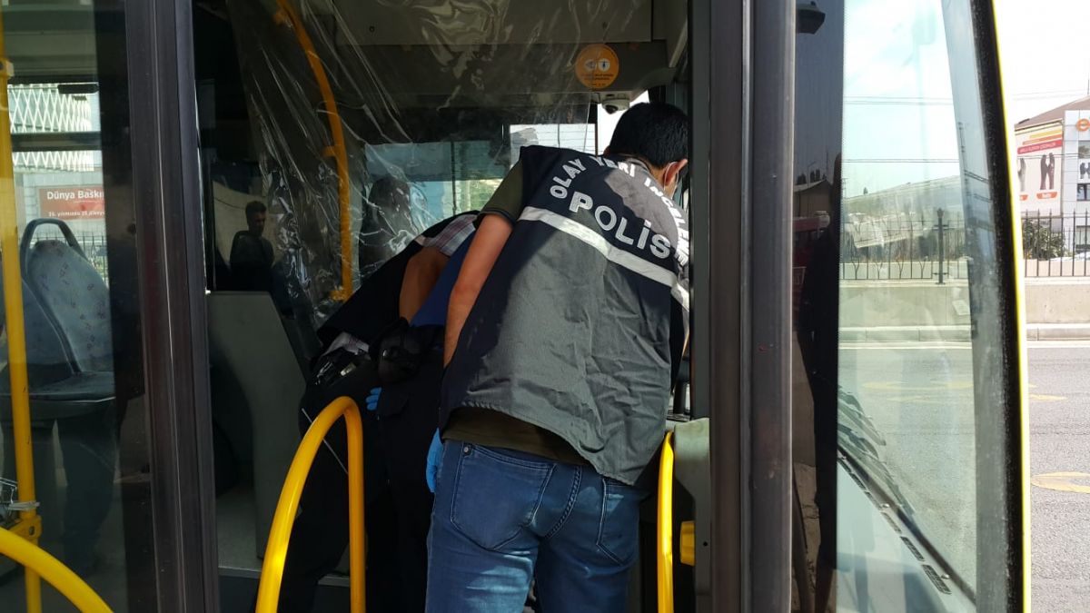 Bursa da halk otobüsü şoförü maske tartışmasında yolcuyu bıçakladı #7