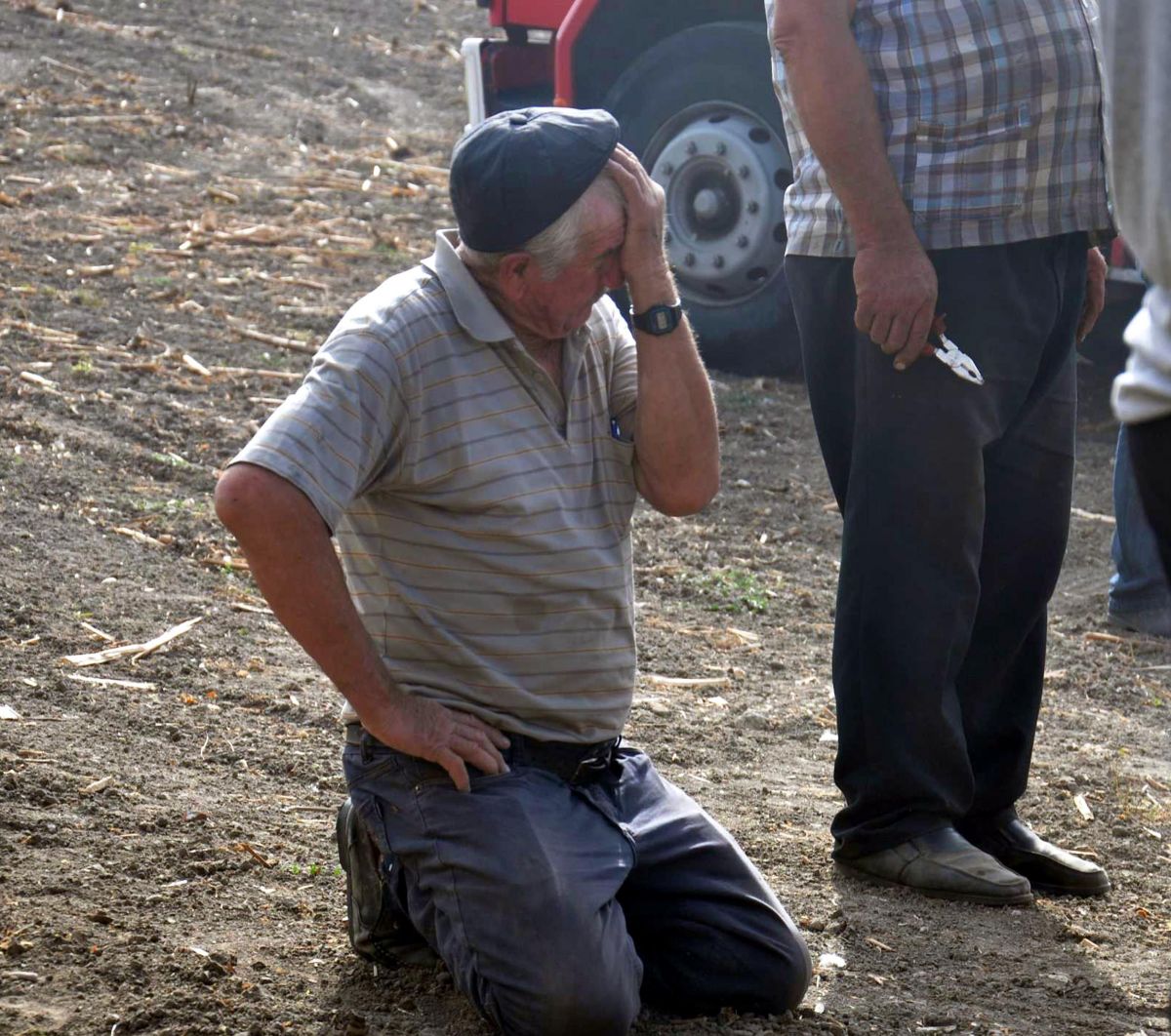 Tears of the farmer whose produce is burning in Tekirdağ # 8