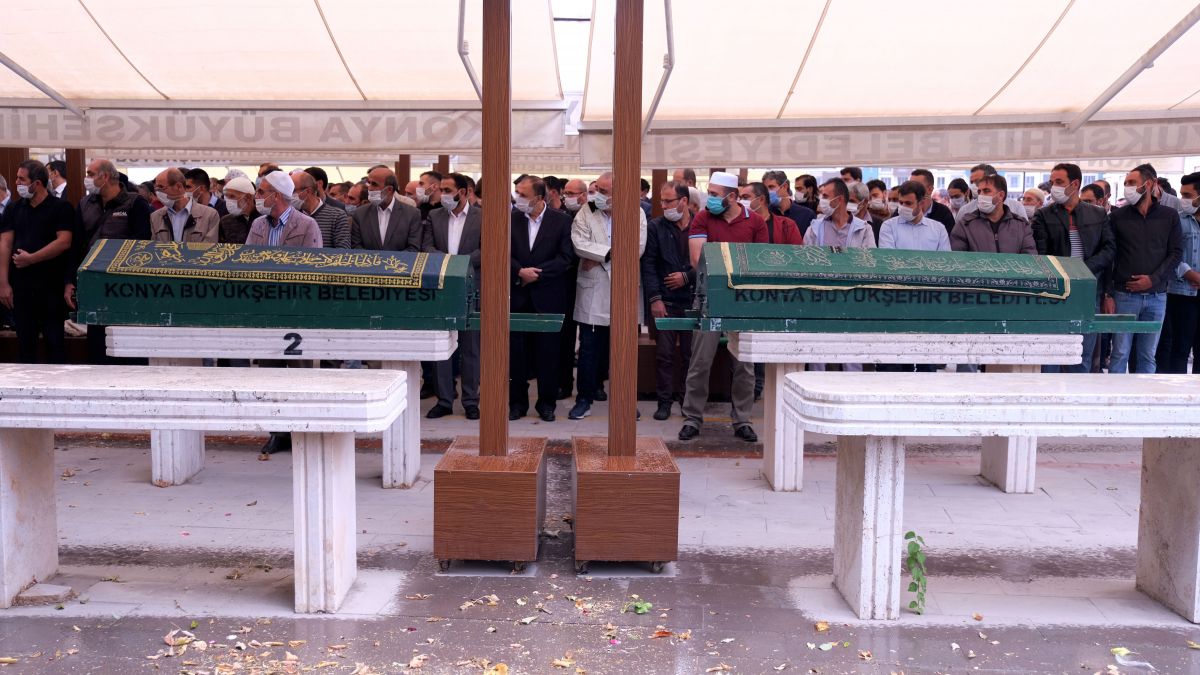 Father and son who died in catastrophic accident in Konya are buried # 5