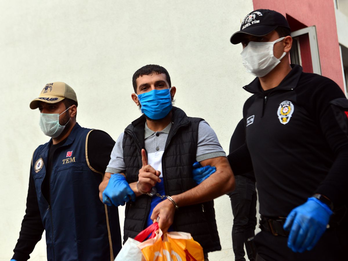 Adana da eylem planı yapan DEAŞ’lılar, İncirlik Hava Üssü nü hedef aldı #4