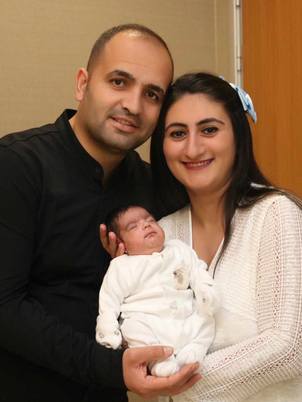 900 grams baby born in Antalya clings to life #4