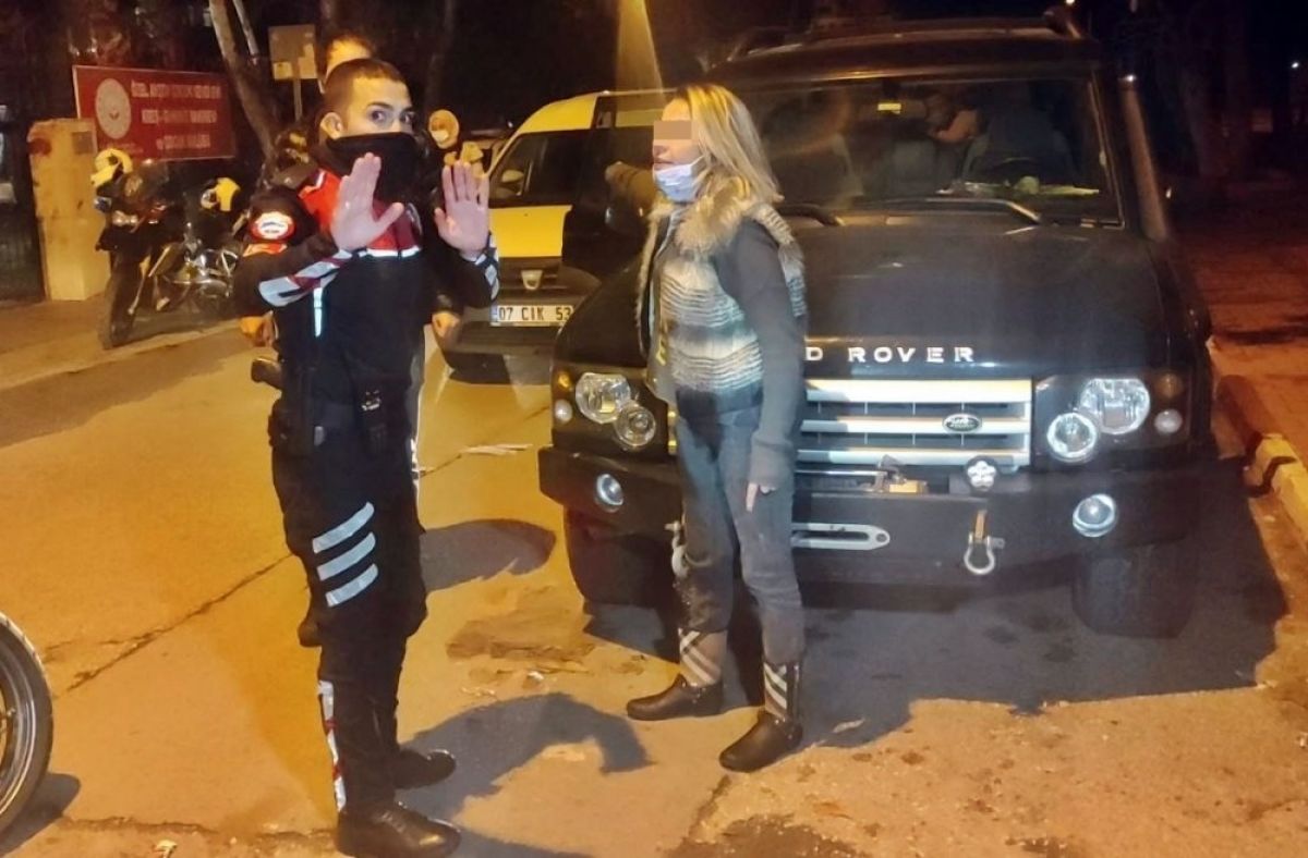 The driver, who did not obey the warning to stop in Antalya, followed dozens of police # 5