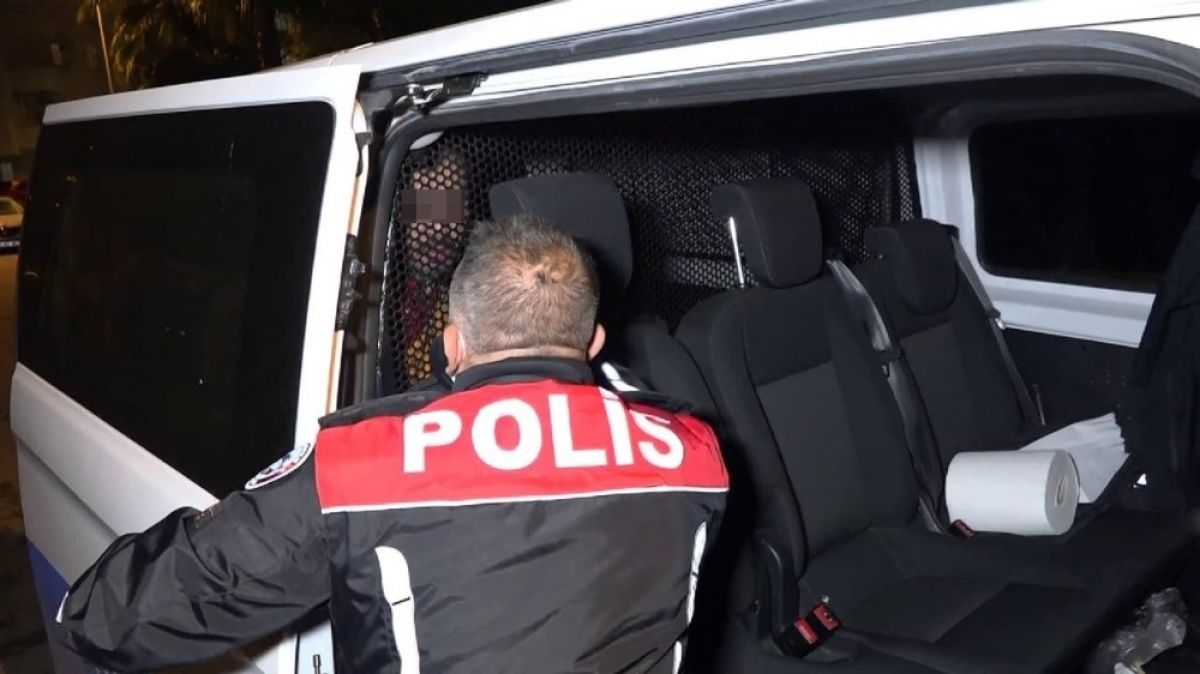 The driver, who did not obey the warning to stop in Antalya, followed dozens of police # 8