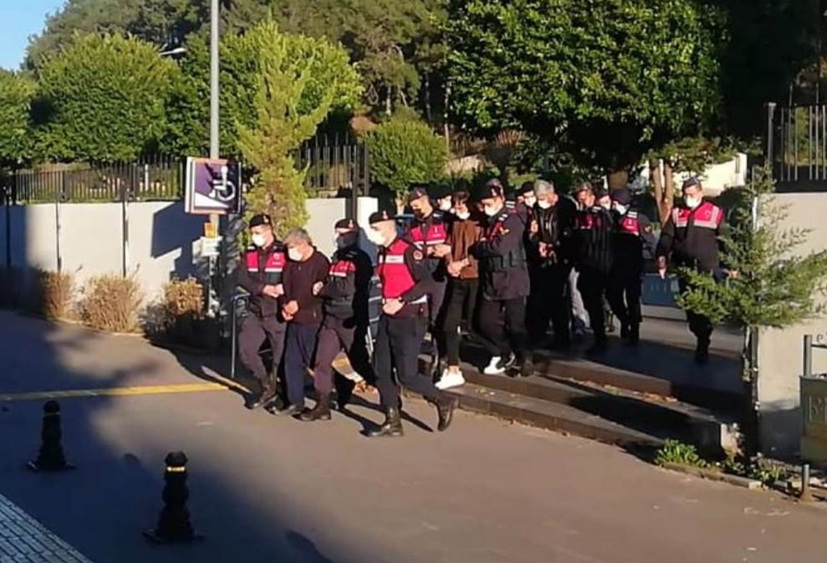 Manavgat ta 12 kadın, fuhuş çetesinden kurtarıldı #1