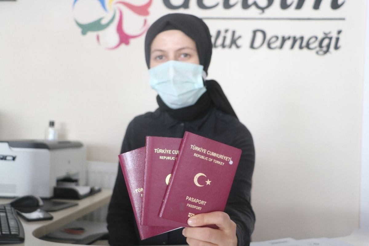 Bulgaria did not give visa to Turkish student wearing headscarf #3