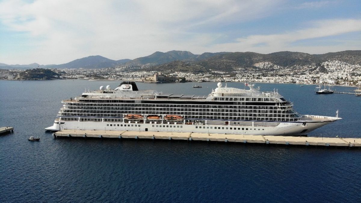 The first cruise of the season arrived in Bodrum: 30 more ships en route # 2