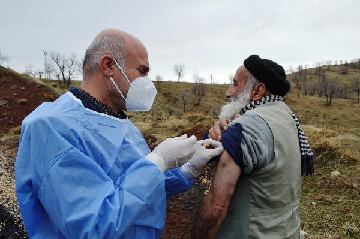 Vaccination teams reach villages in difficult conditions in Adıyaman #6