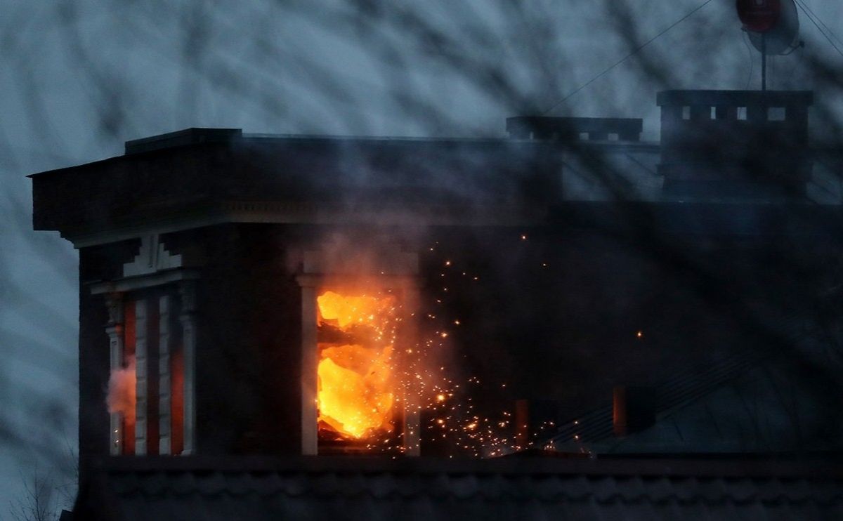 The gang leader who wanted to be detained in Russia set his house on fire #2