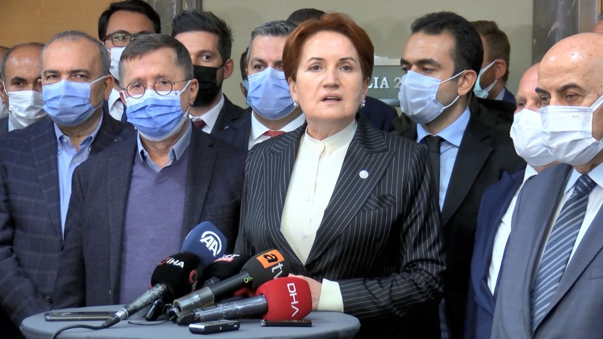 Meral Akşener emekli amirallerin bildirisini değerlendirdi