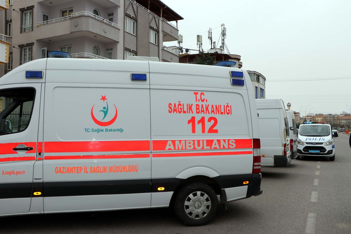 Gaziantep'te iskeleden düşen inşaat işçisi, hayatını kaybetti