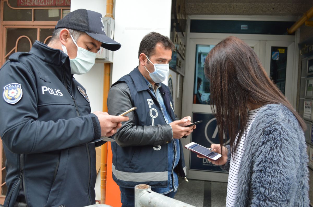 Elazığ'da kısıtlamanın ardından hareketlilik yaşandı