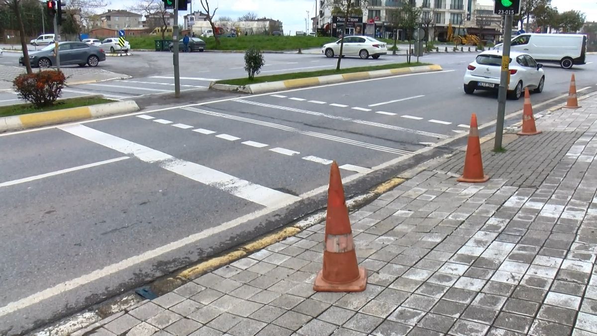 Tuzla'da karşıya geçmeye çalışan kişiye otomobil çarptı