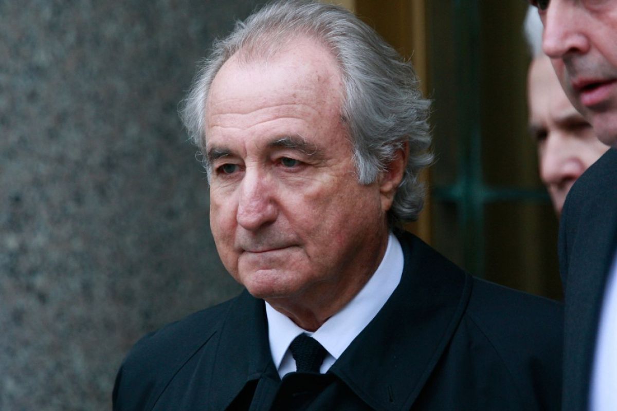 Bernie Madoff, the biggest swindler in the USA, died #2