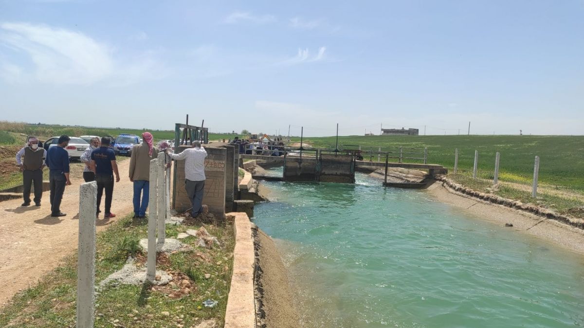 Şanlıurfa'da sulama kanalında akıntıya kapılan genç kayboldu