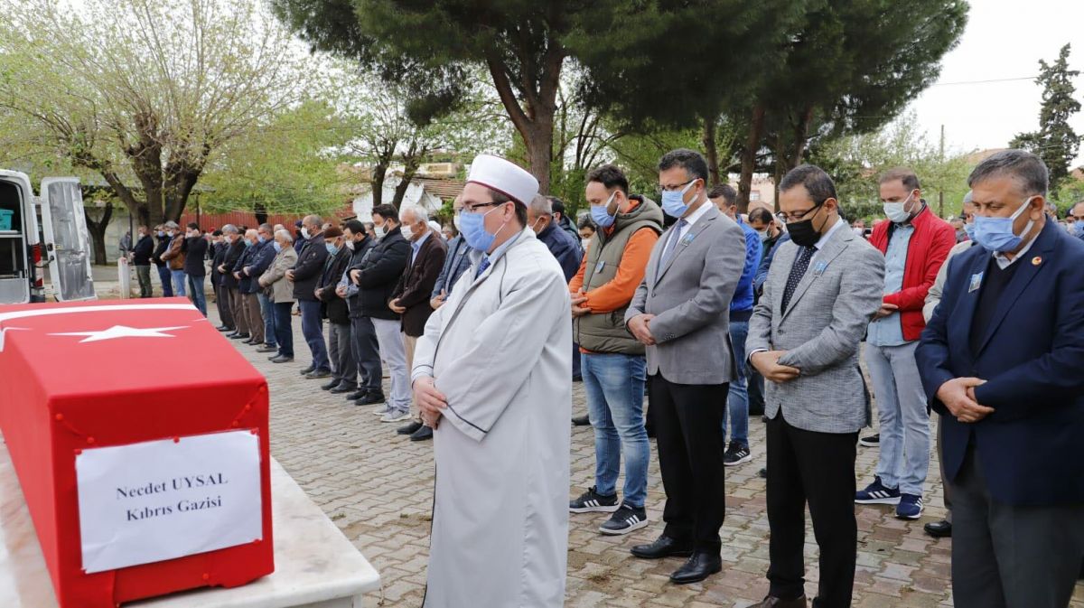 Manisa'daki Kıbrıs gazisi, son yolculuğuna uğurlandı