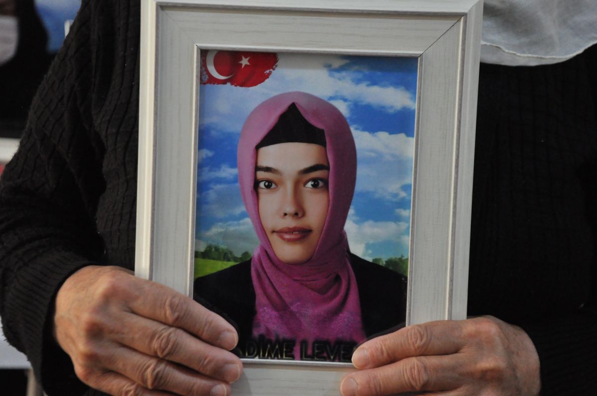 Diyarbakır'da evlat nöbetindeki anneden kararlılık vurgusu