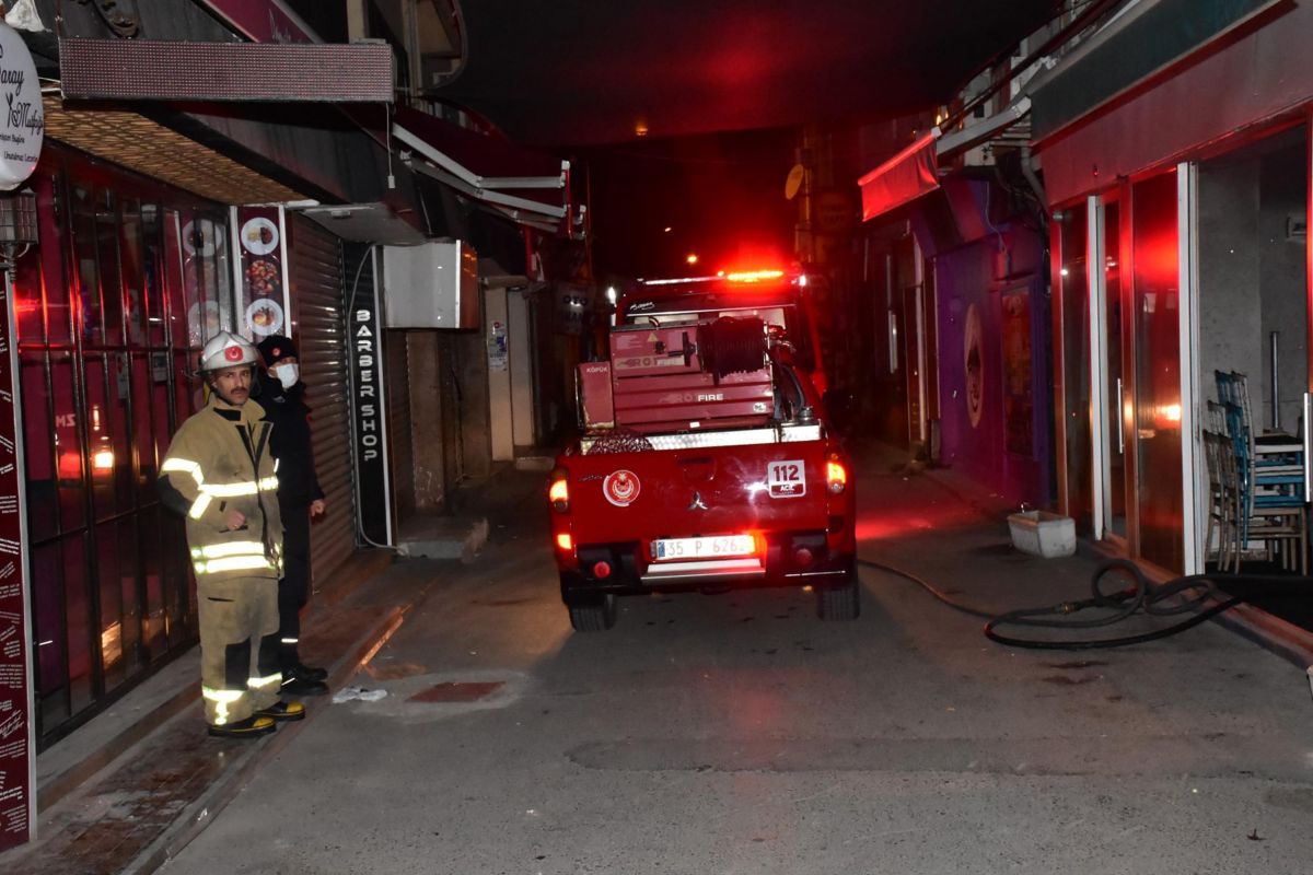 İzmir'deki yangından etkilenen aşçı, bugün vefat etti