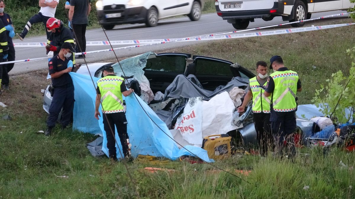 Kocaeli'de 5 kişinin öldüğü kazada uyuşturucu etkisi belirlenemedi