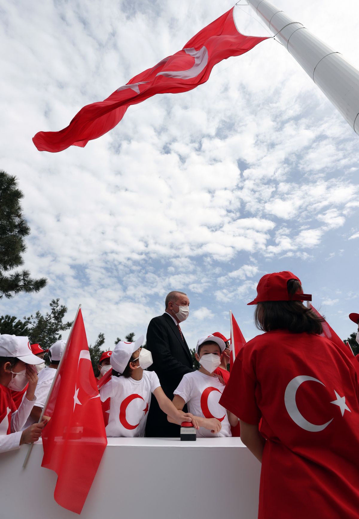 Cumhurbaşkanı Erdoğan dan gençlere: 2053 Türkiye sini siz kuracaksınız #3