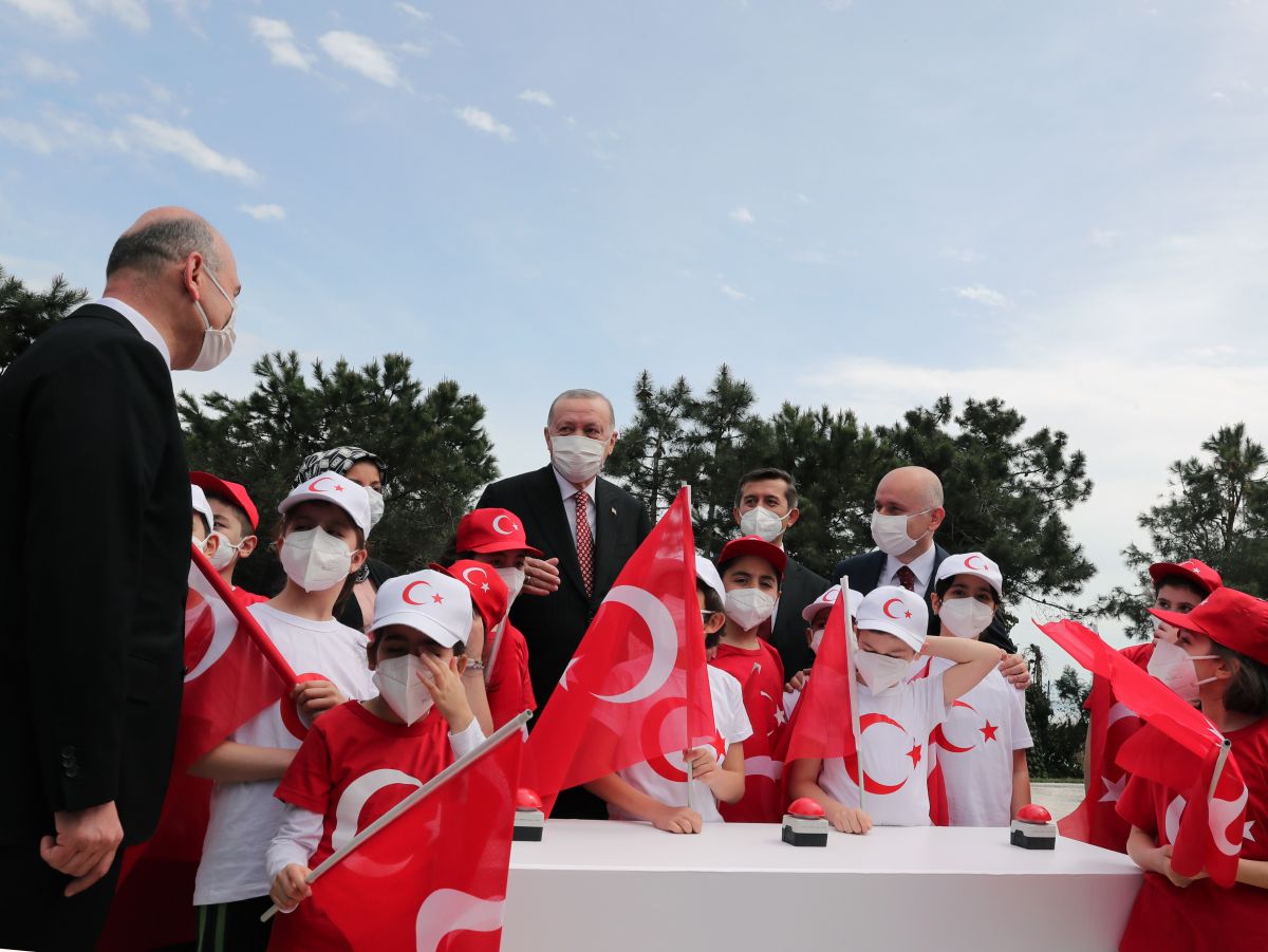 Cumhurbaşkanı Erdoğan dan gençlere: 2053 Türkiye sini siz kuracaksınız #2