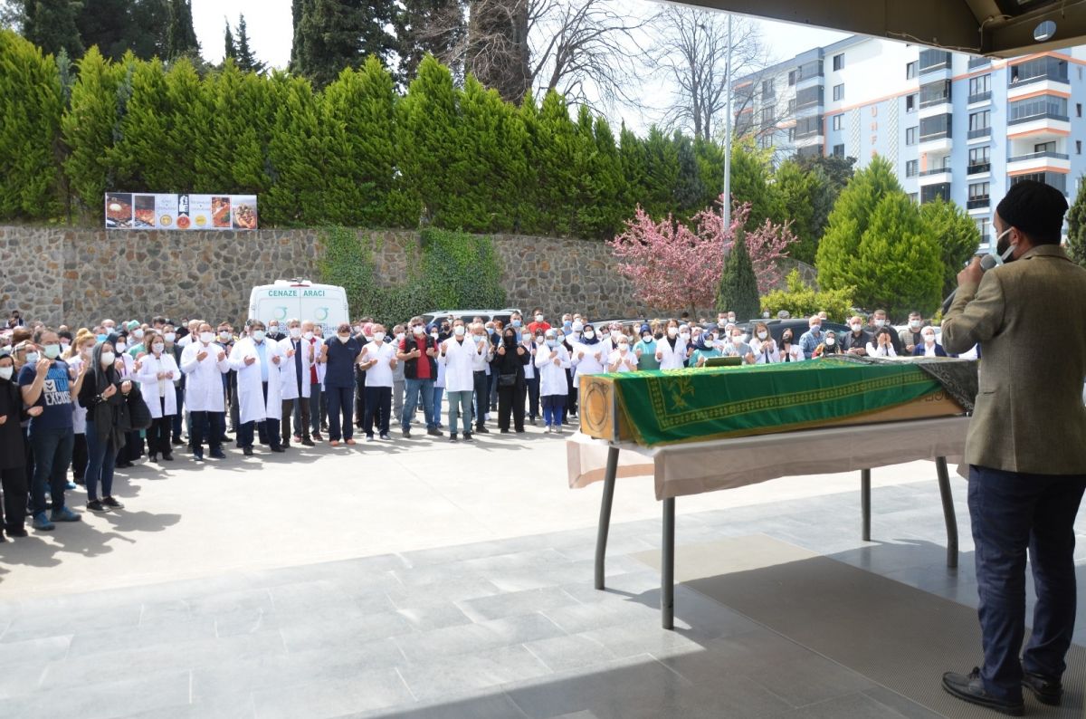 Ordu'da genç doktor kalbine yenildi