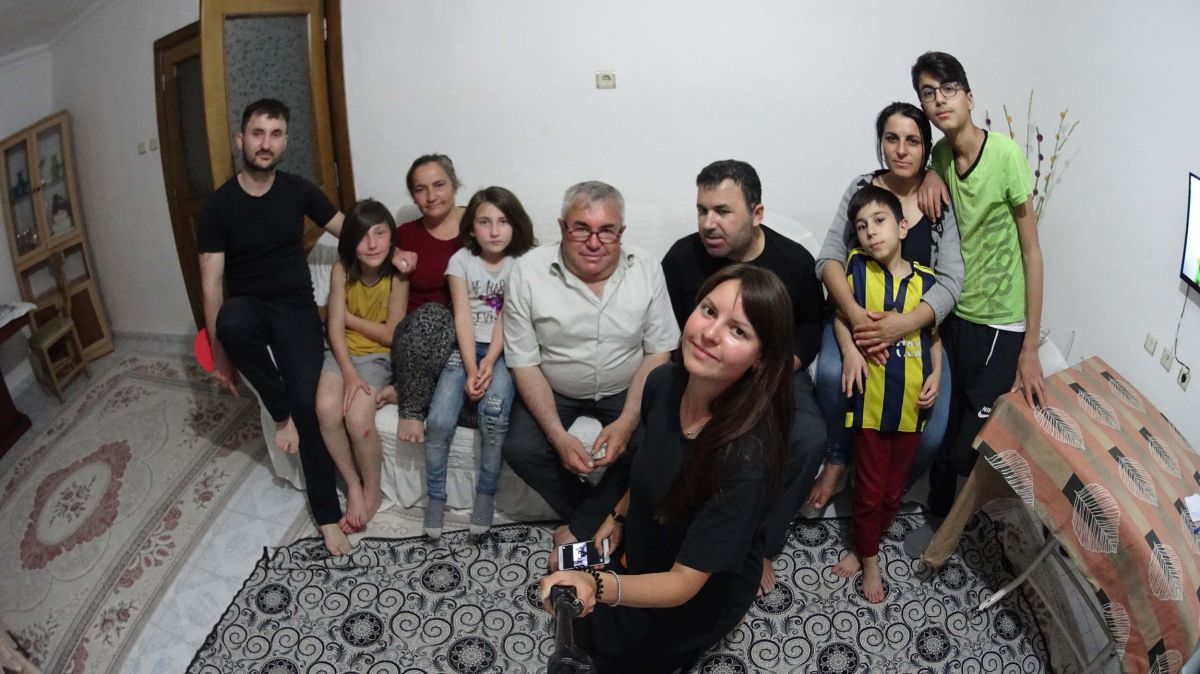 Rus kadın otostopla 5 kıtada 69 ülke gezdi