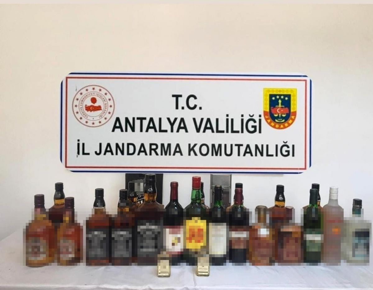 Antalya da kaçak silah operasyonu: 8 gözaltı #1