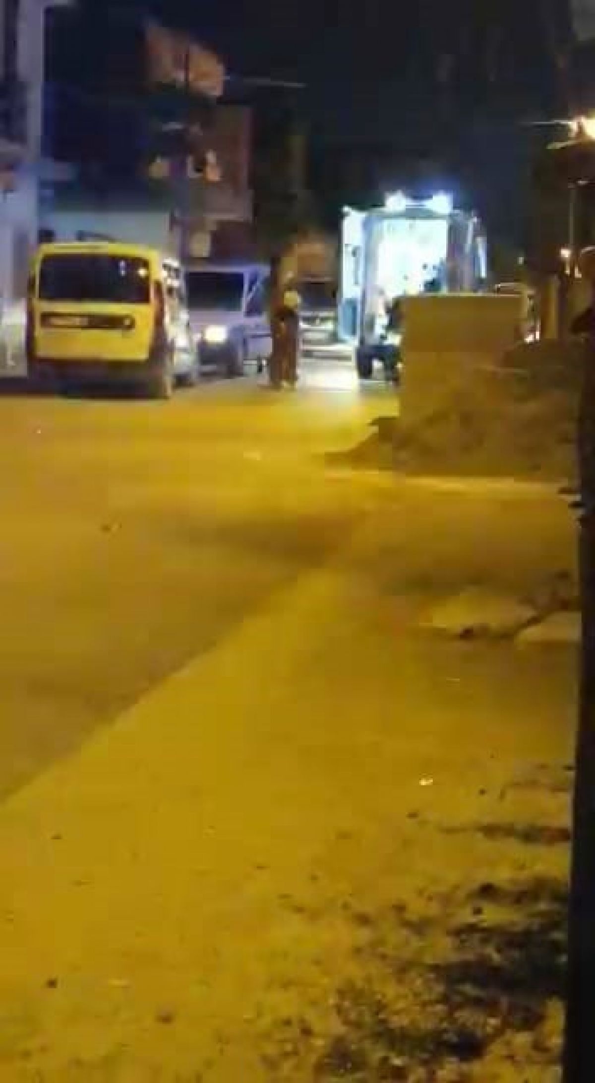 Adana da 3 kadının yaralandığı silahlı saldırı anı kamerada #6