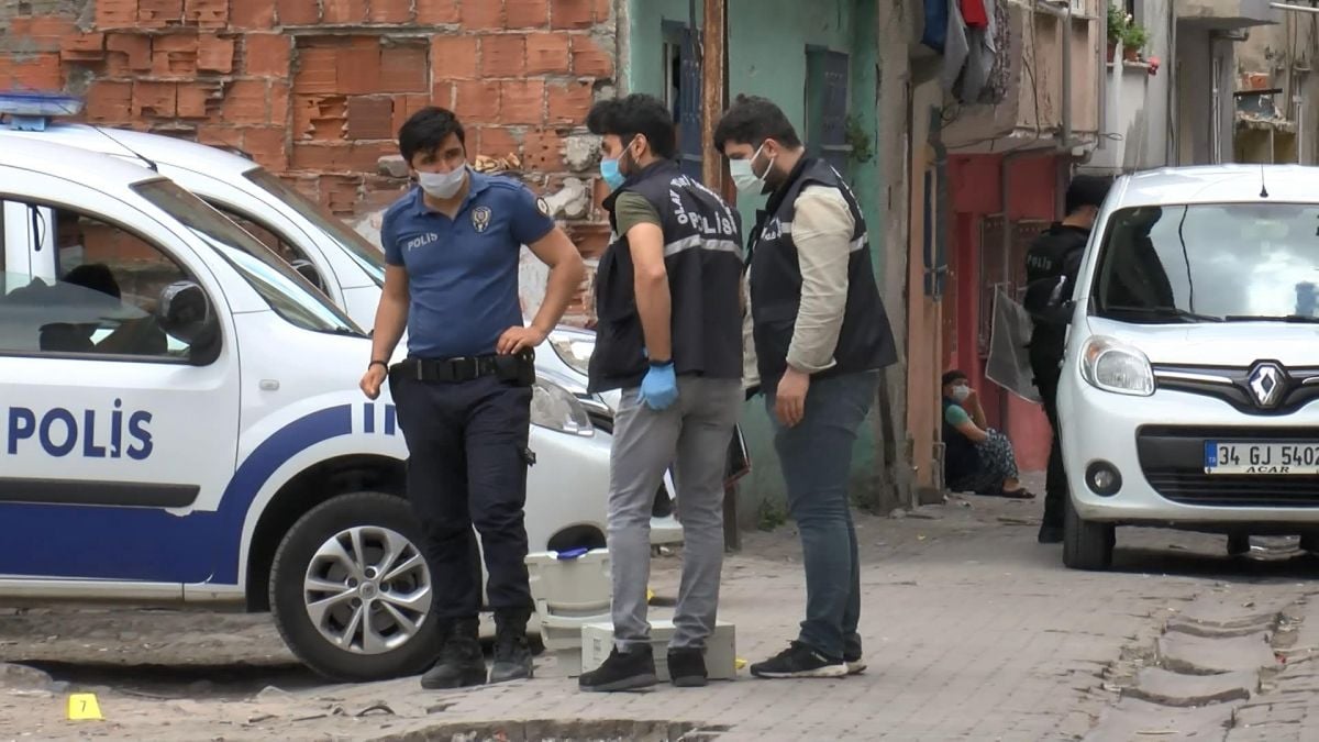 Gaziosmanpaşa da silahlı mahalle kavgası: 3 yaralı #5
