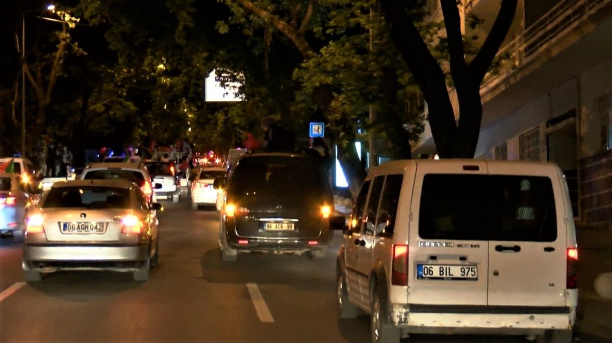 Ankara da bin araçlı  Kudüs e Destek  konvoyu #5