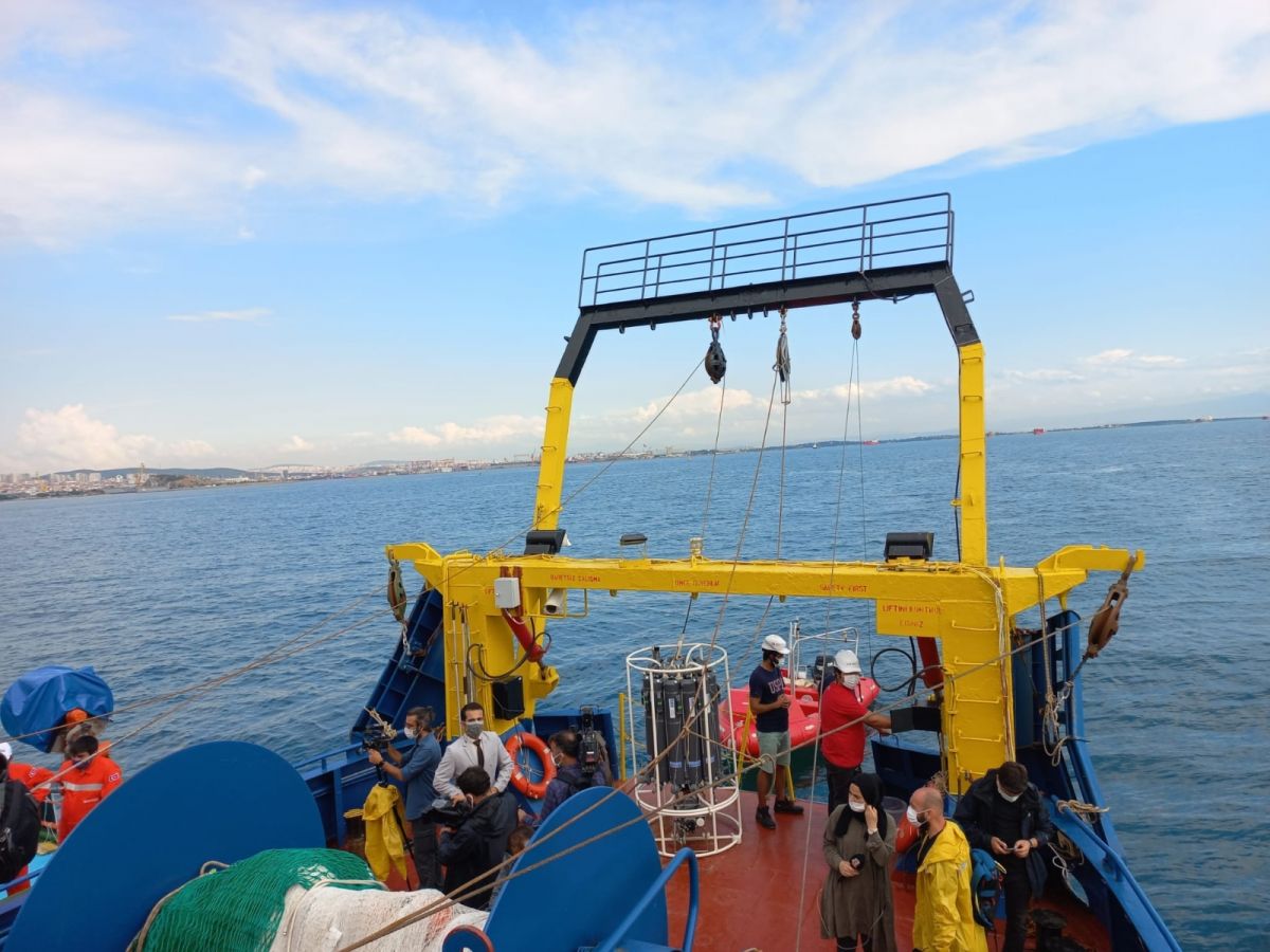 Murat Kurum: Marmara Denizi, 10 gün öncesine göre daha temiz  #3