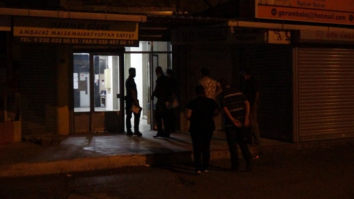İzmir de mali müşavir ofisinde ölü bulundu #1