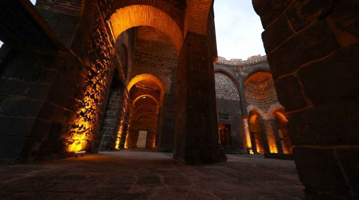Diyarbakır daki 1600 yıllık kilise, sanat galerisi olacak #3