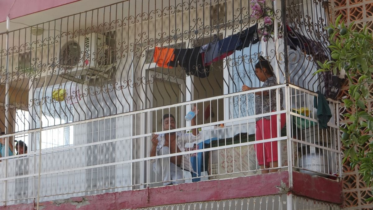 Adana da uyuşturucu krizine giren kişi ailesini rehin aldı #9