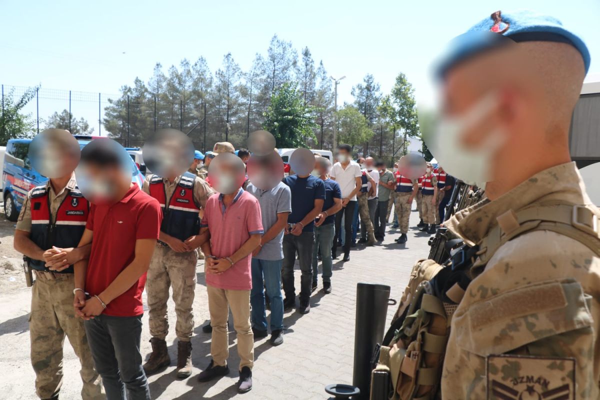 Diyarbakır da narko-terör operasyonu: 73 gözaltı #2