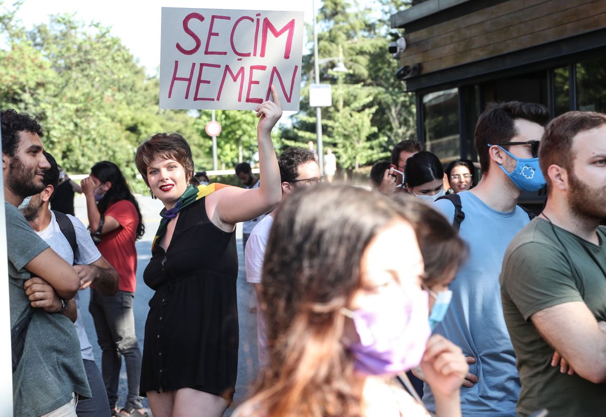 Boğaziçi Üniversitesi ne atanan yeni rektör de protesto edildi #4