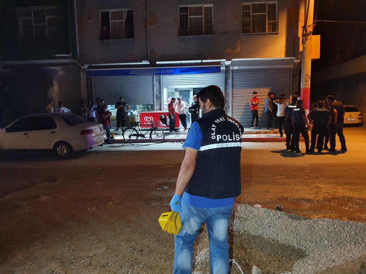 Adana da sokak ortasında silahlı saldırı: 1 ölü 1 yaralı #6